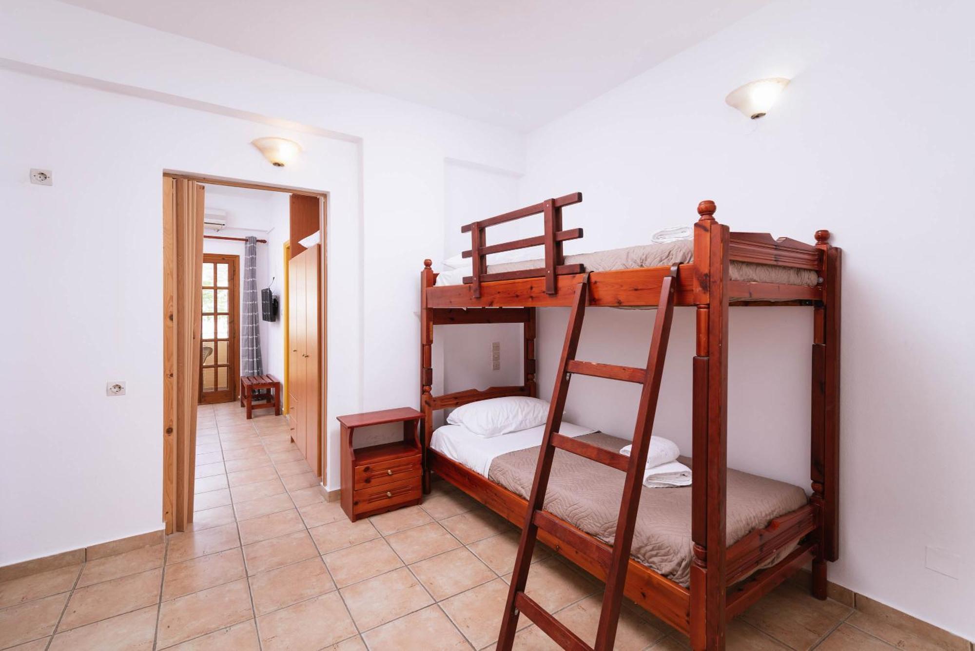 Hotel Bay & 3*