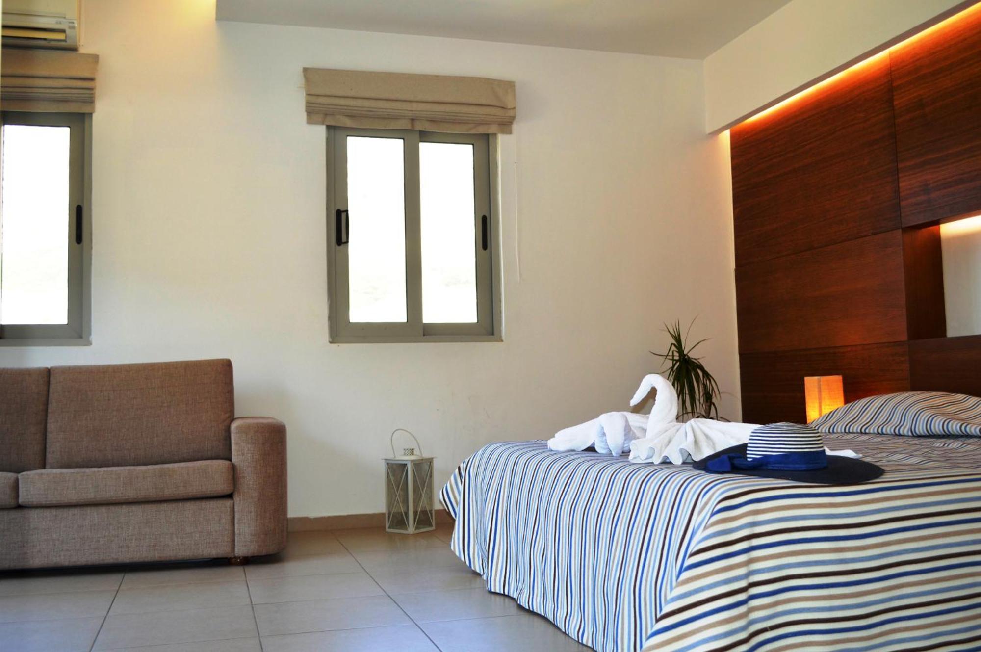 Hotel Bay &
